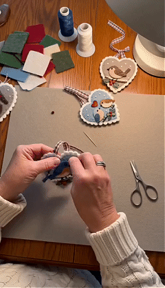 ⏳ Last Day 49% OFF – 🐦 Beginner-Friendly Winter Bird Felt Heart Ornament Sewing Kit Collection | Complete Kit with Pre-Cut Felt, Sewing Materials & Step-by-Step Guide Included 💕