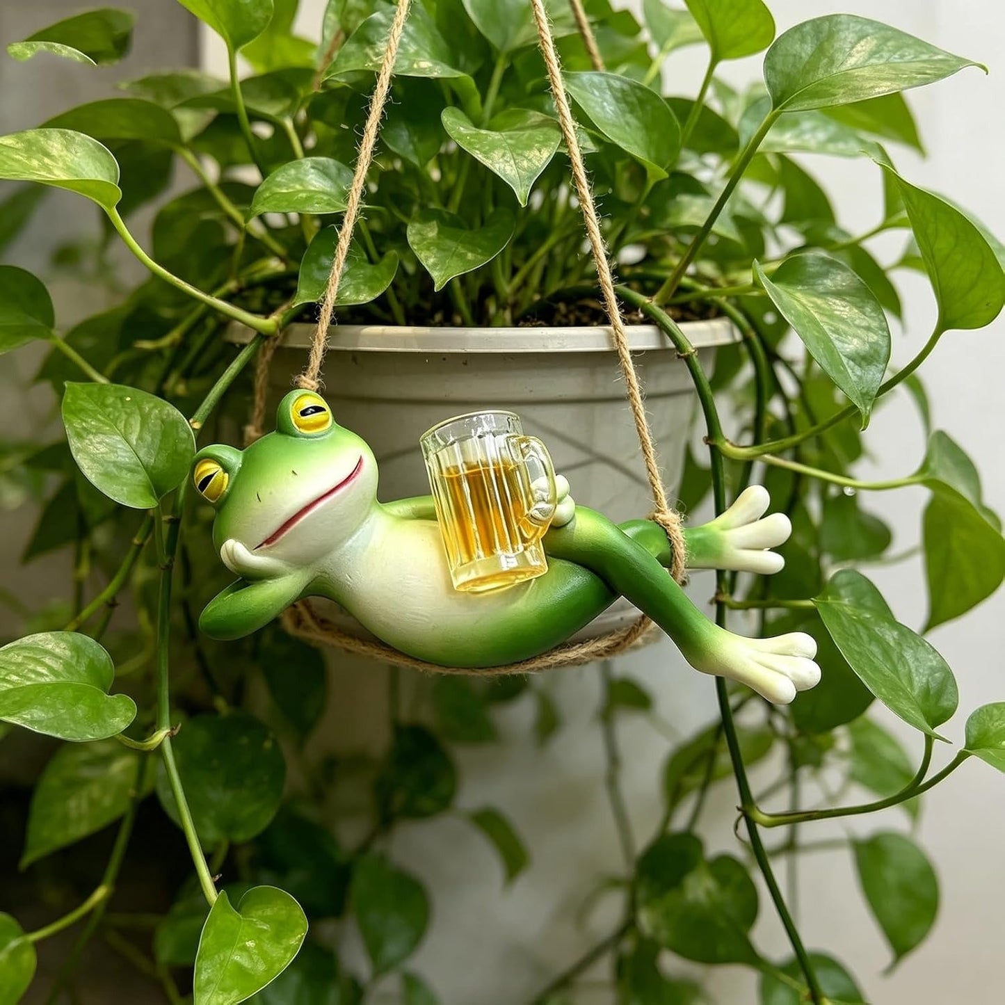 🎁🎉Only $23.99 This Week🌟🐸Garden Potted Plant Ornament: Drinking Frog🌹