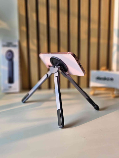 🎉50% KORTING!📱4-in-1 Multifunctionele Magnetische Apparaatstandaard: Aluminiumlegering – Draagbaar, Verstelbaar & Stabiel Voor Telefoon/Tablet/Laptop!