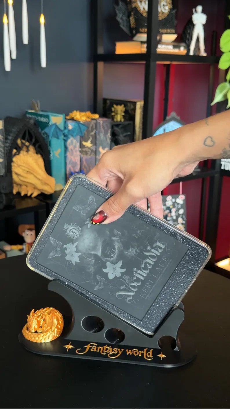 Sleeping Dragon Kindle Bed Stand