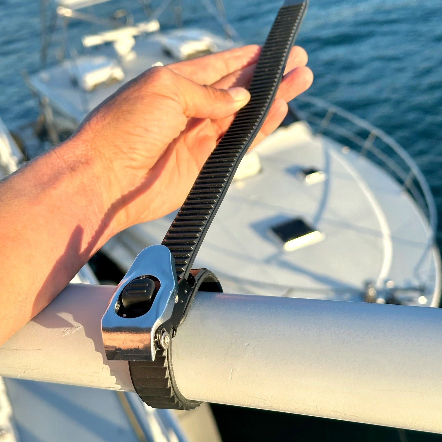 🔥Heavy-duty Stainless Steel Grip Lock Straps