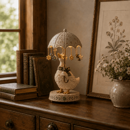 🎁 Vintage animal-shaped lamp with a rotating shade