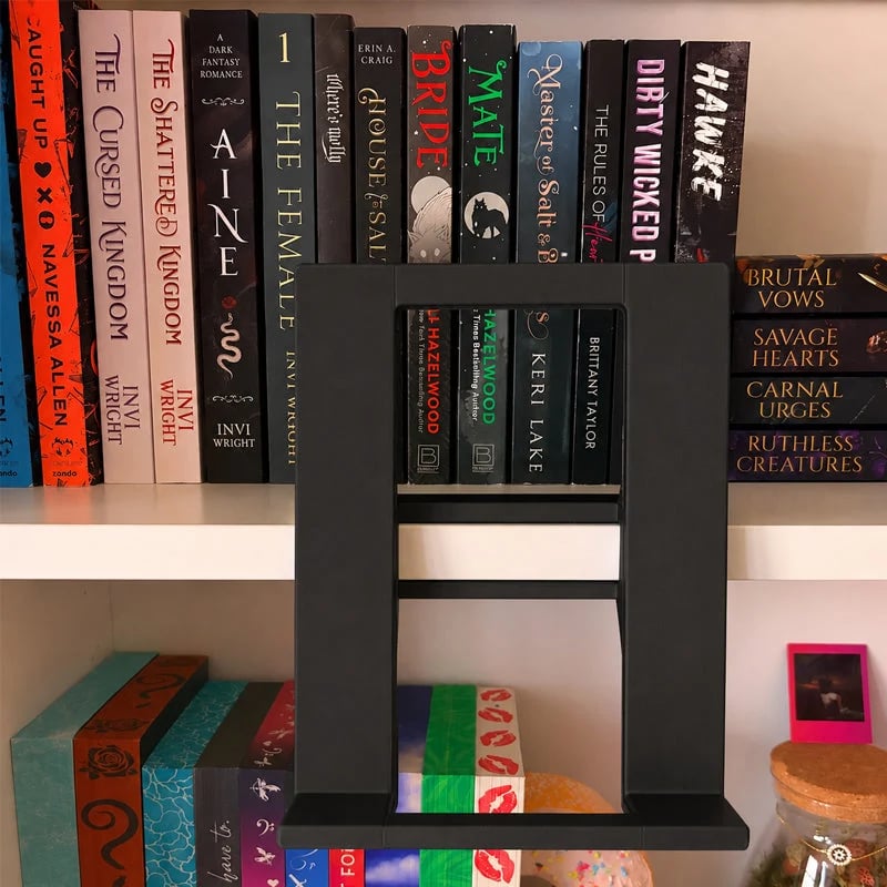 Invisible Floating Bookshelf Holder