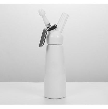 🍰 Professional cream frother