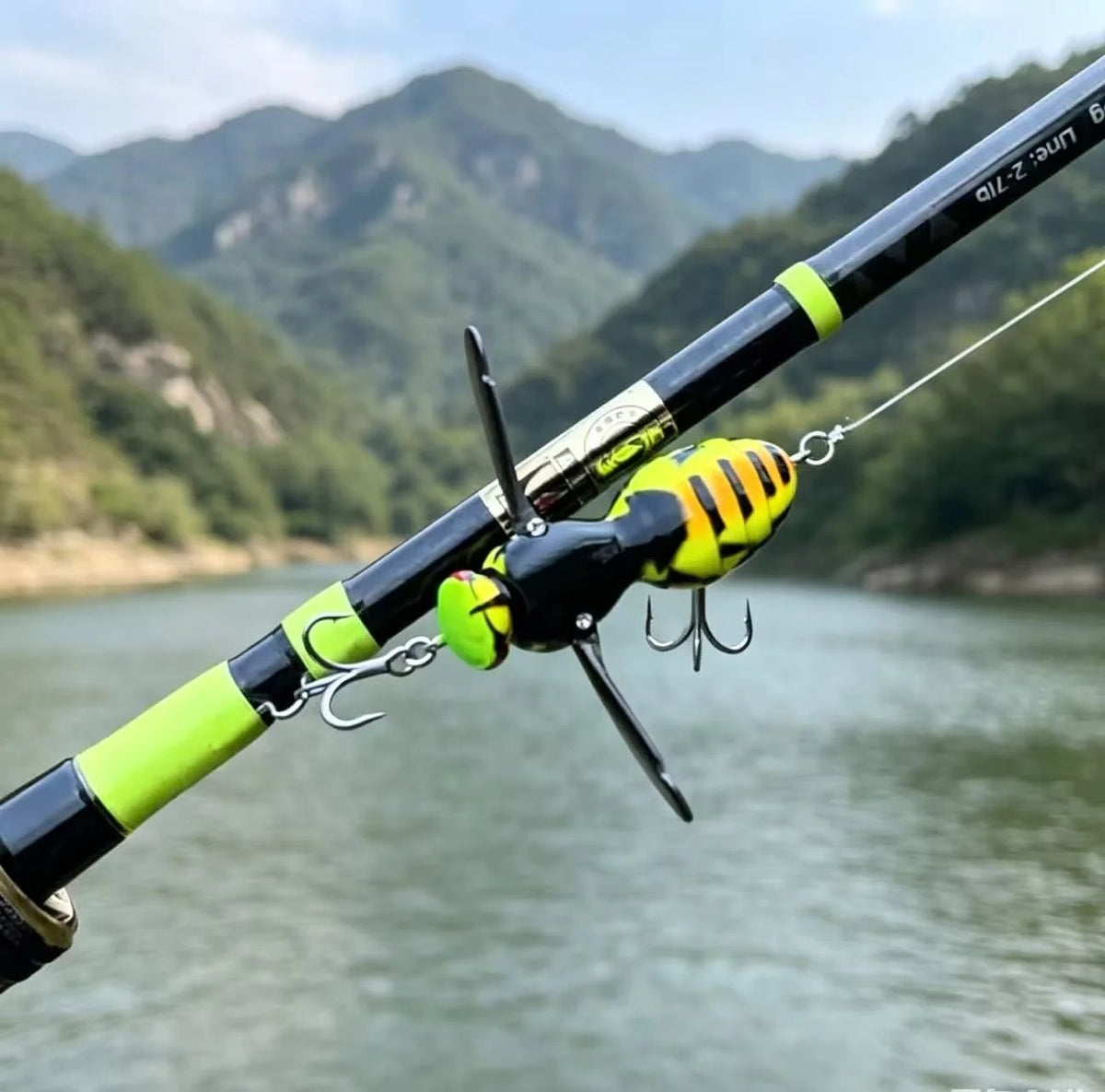 49% OFF – 🐝2PC Bionic Wasp Topwater Lure That Triggers Explosive Strikes