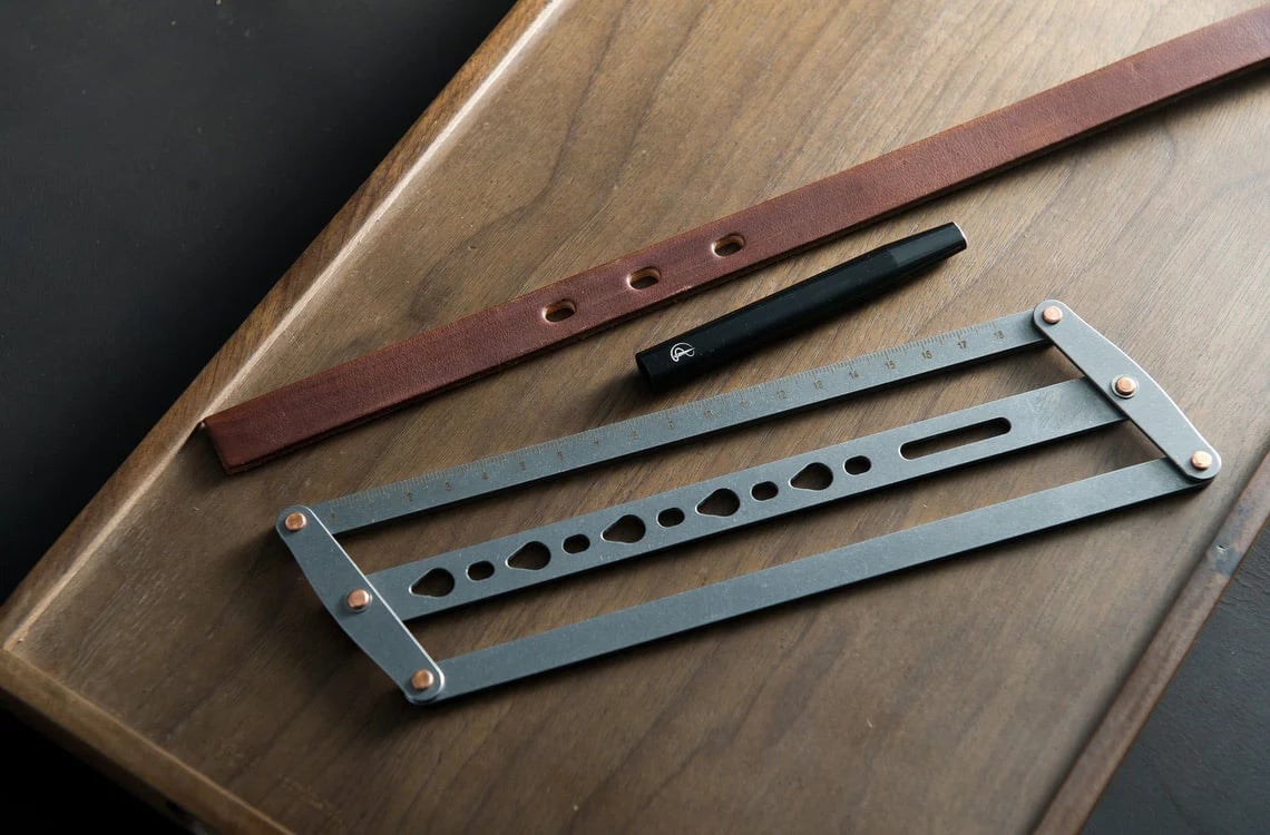 ✨Adjustable Leather Belt Hole Punch | Stainless Steel Ruler Tool for Belts & Straps