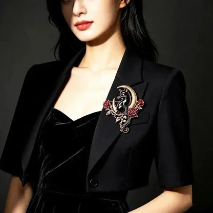 🐈‍⬛🌙 Black Cat Crescent Moon Brooch – Gothic Rose Statement Pin