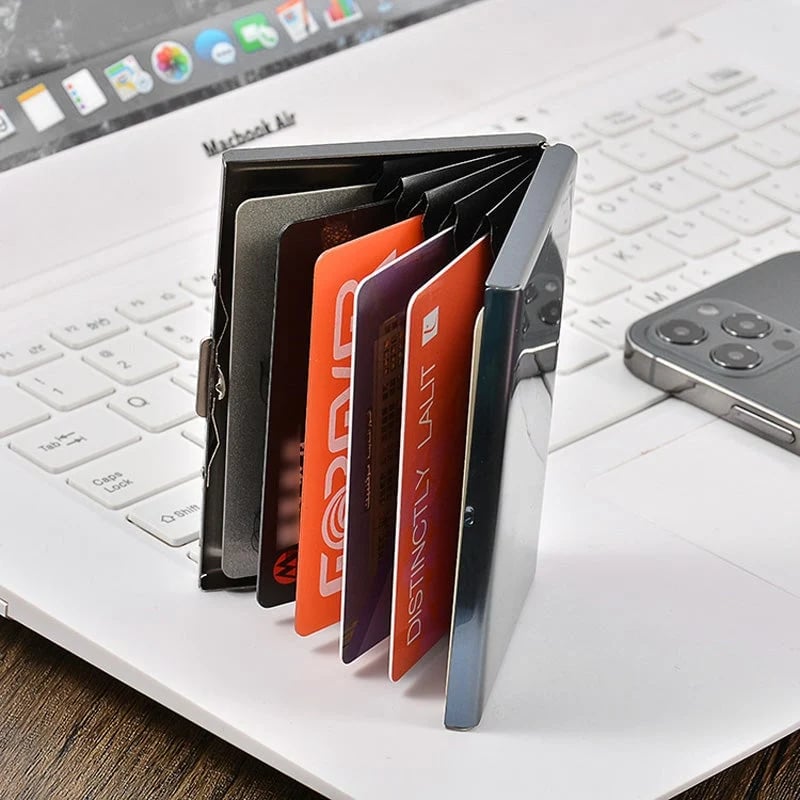 💳 Stainless Steel RFID-Blocking Card Holder