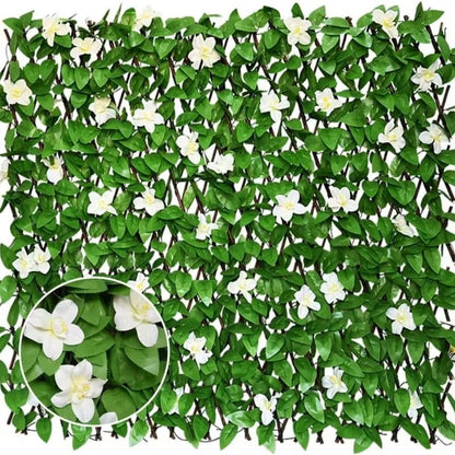 📍Extendable Simulation Rattan Fence with White Flowers Decorating Green Leaves, Stretchable Folding Design, Privacy Shielding Courtyard Balcony Walls, Artificial Green Plants