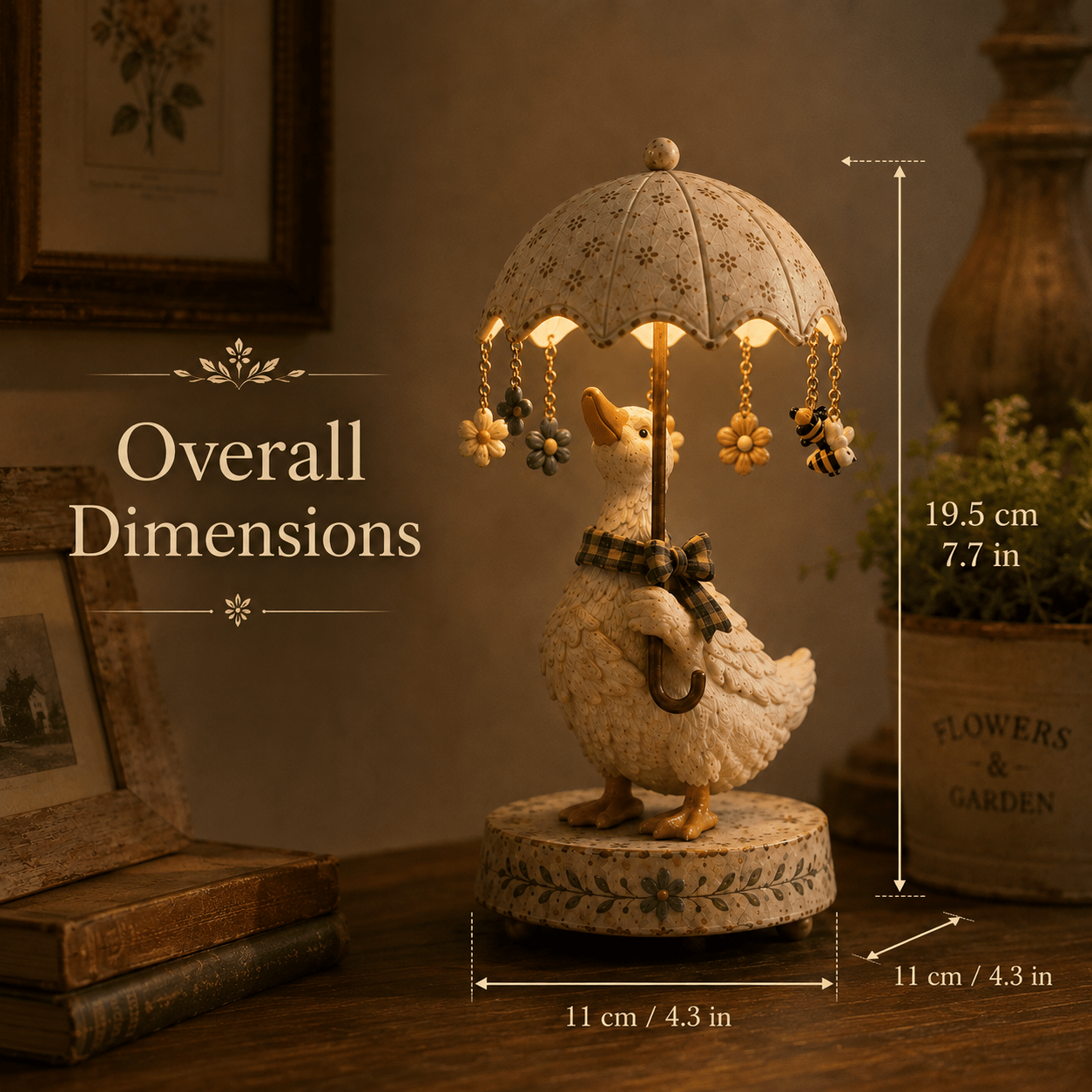 🎁 Vintage animal-shaped lamp with a rotating shade