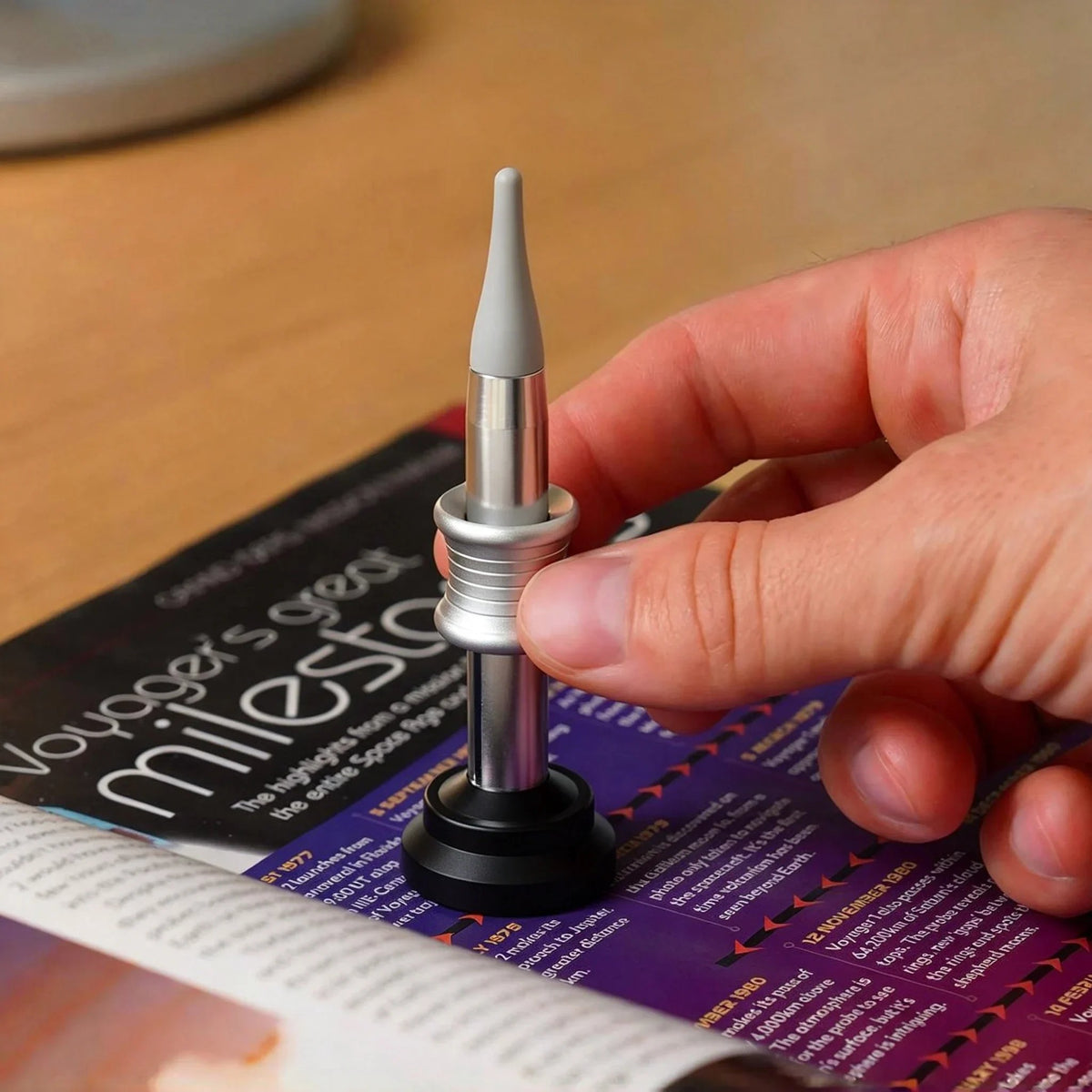 Say Goodbye to Desk Stress! 👋Kinetic Desk toy That Performs Impossible Landing