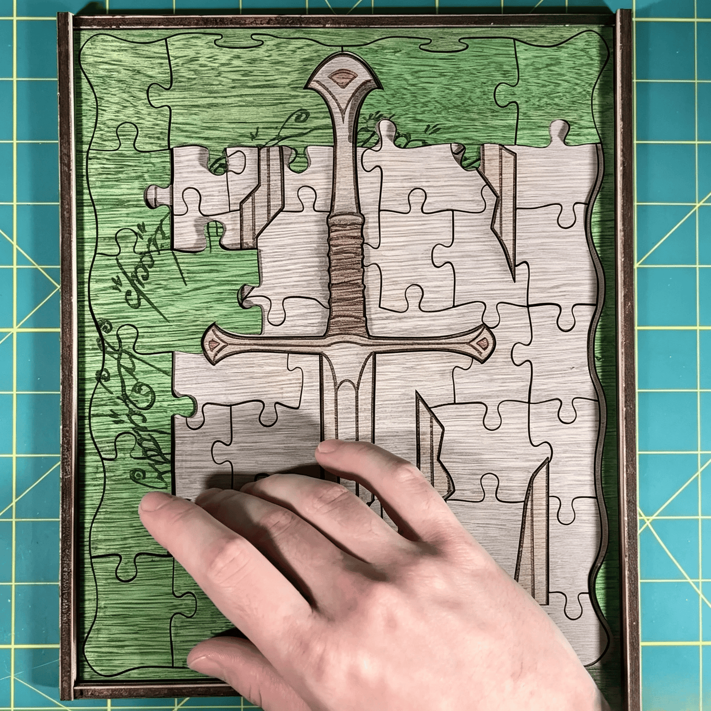 ⚔️Jigsaw puzzle enthusiast--Personalized Broken Sword Puzzle🧩