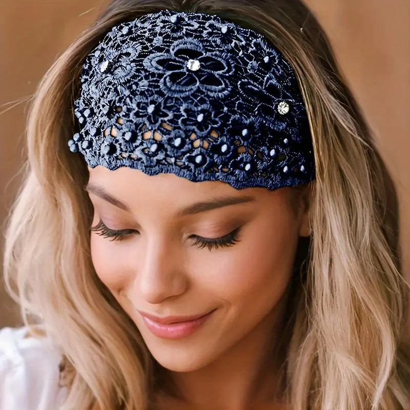 ✨Plum Blossom Hollow Beaded Wide Headband