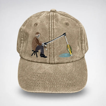 🎣 Catch of the Day Interactive Fishing Cap – Vintage Washed Moving Fish Hat