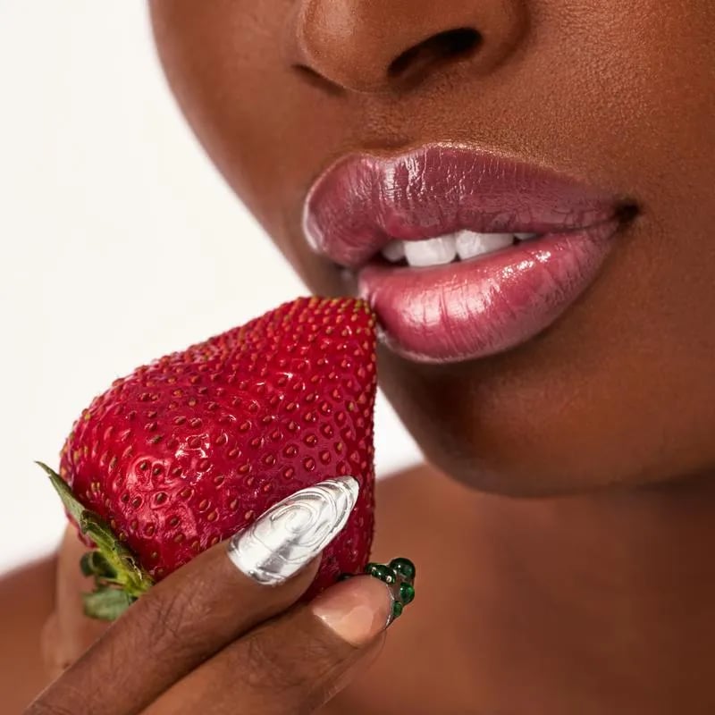 💋✨Speak Love Hydrating Lip Plumping Glossy Lip Balm