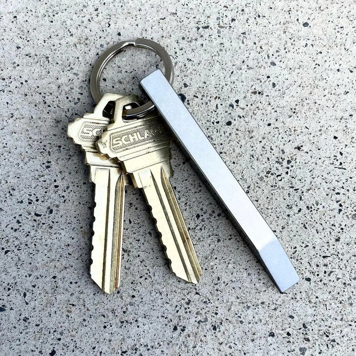 Super‑Strong Keychain Pry‑Bar Minimalist Tool