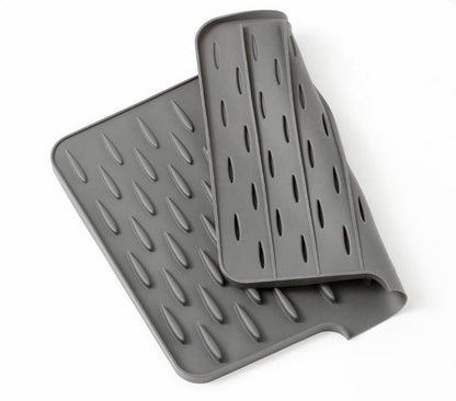 🔥HOT SALE🔥Non-Spill Silicone Worktop Saver – Heat-Resistant & Non-Slip Mat for Drip-Free Drying