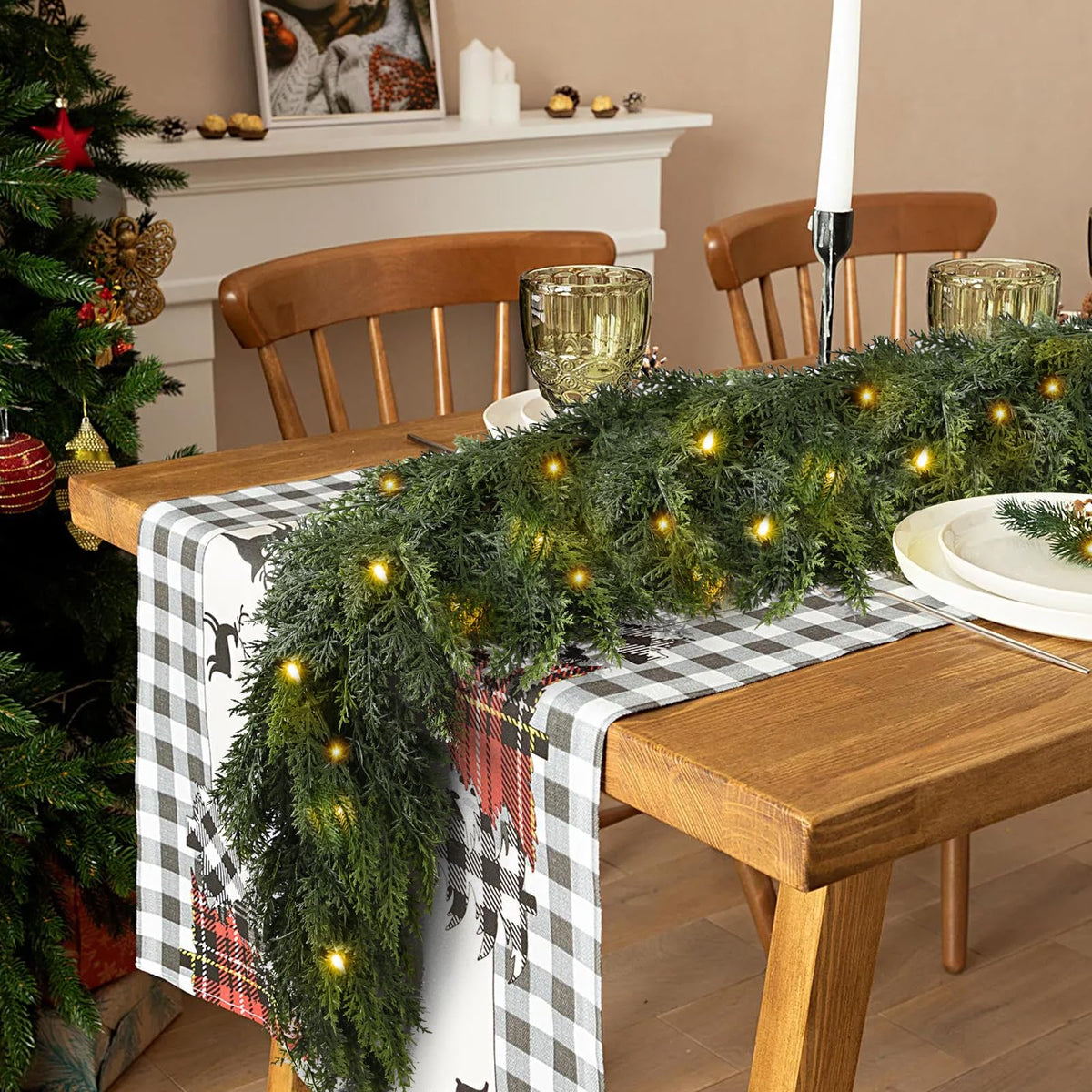 🎄 Pre-Lit Cedar Garland – Warm White Holiday Greenery