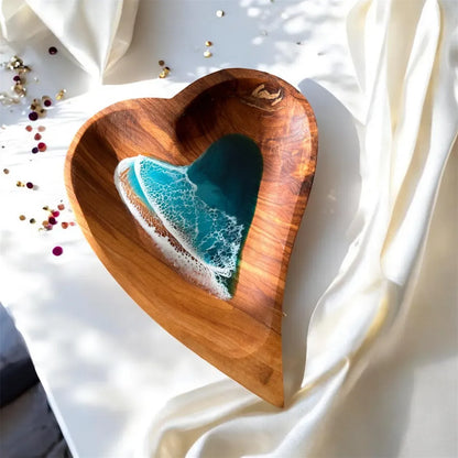 🌊 Ocean Resin Heart Dish – Handmade Olive Wood & Coastal Art
